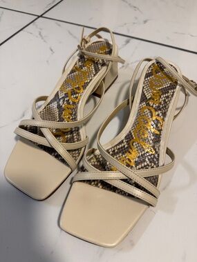 Sam Edelman Cream Strappy Square-Toe Sandals